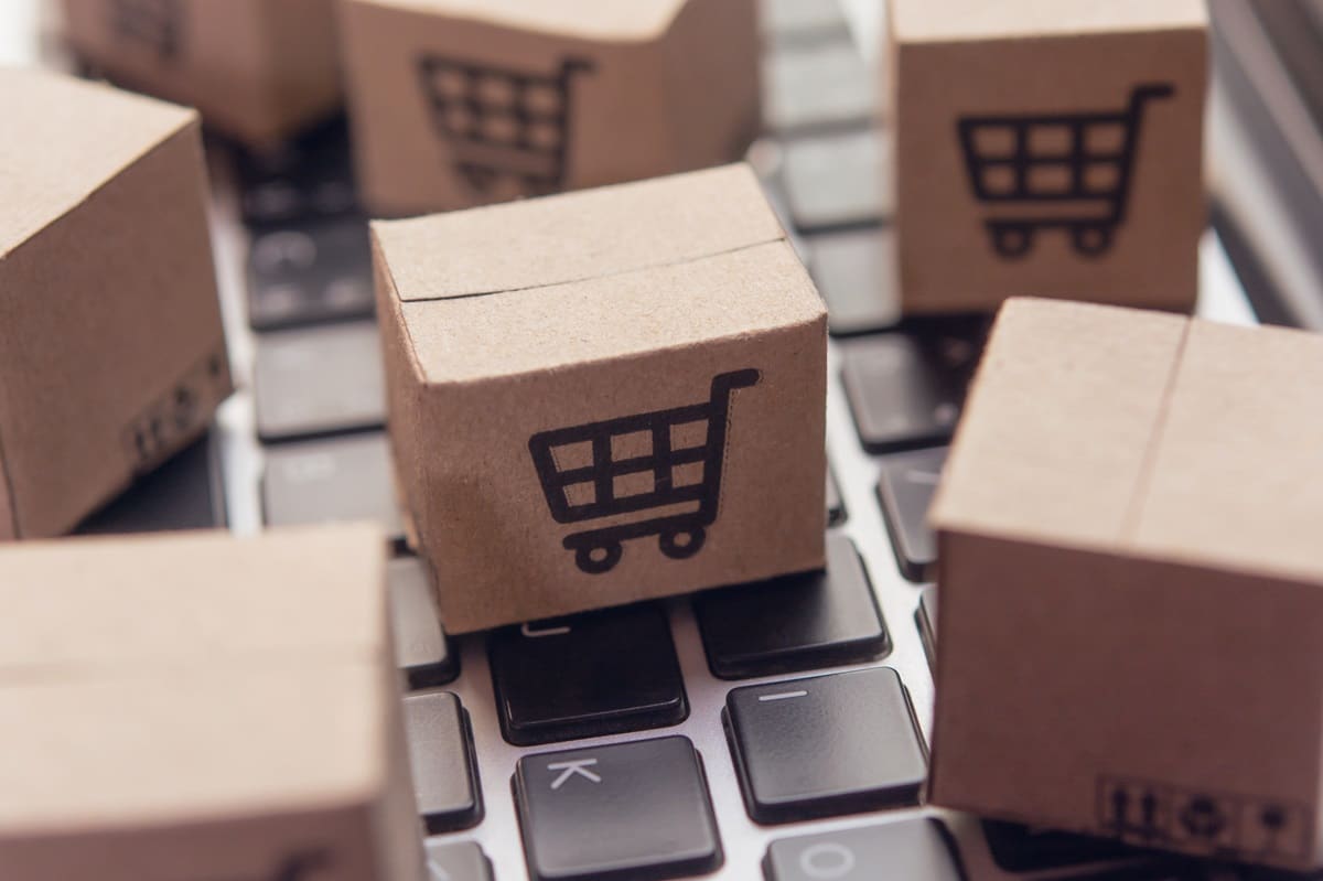 Navigating the Future The Role of IoT in Transportation and Logistics